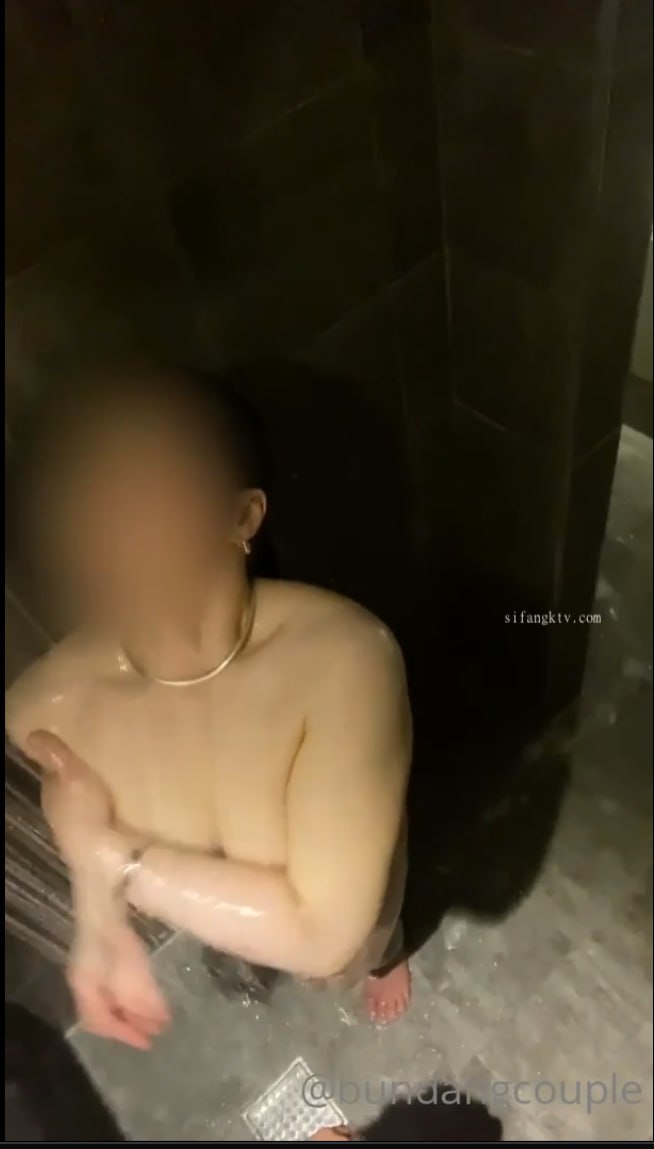 成人18\uD83C\uDE32激情视频免费观看是不是我口味有点重啊